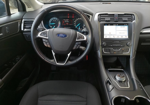 Ford Mondeo cena 82500 przebieg: 74426, rok produkcji 2019 z Chełmek małe 704